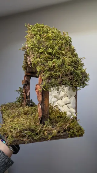 Capanna presepe grotta in pietra bianca