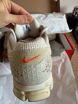 Nike Vomero 5 SE Beige Naranja