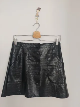 Falda polipiel efecto cocodrilo Stradivarius