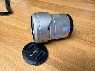 Teleobjetivo Panasonic LUMIX G VARIO 35-100