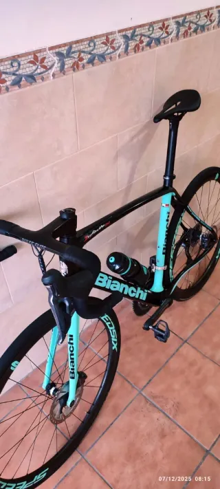 Bicicleta Bianchi Infinito CV Ultegra Di2