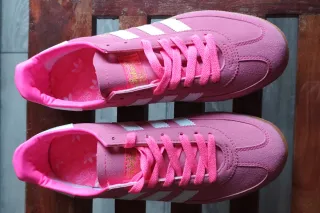 Adidas Spezial rosas sin estrenar.
