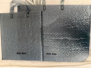 Borse boutique Miu Miu effetto bolla grigie