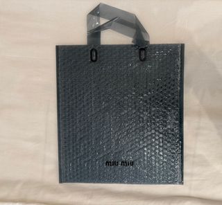 Borse boutique Miu Miu effetto bolla grigie