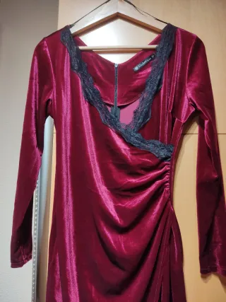 Vestido terciopelo negro y rojo