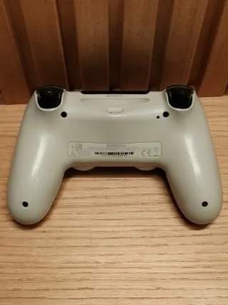 PS4 Slim Bianca 500GB + 3 Giochi