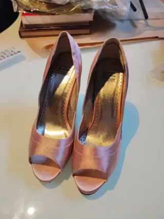 Zapatos de tacón terciopelo rosa