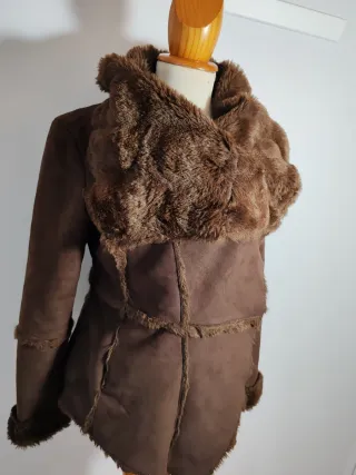 Chaquetón Fornarina Piel Sintética Marrón