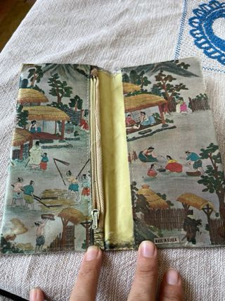 Portafogli dipinto a mano