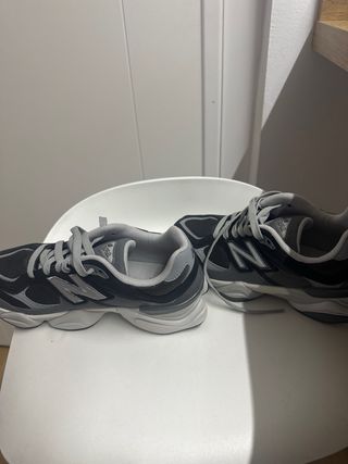 Zapatillas New Balance 9060 Talla 38 Nuevas
