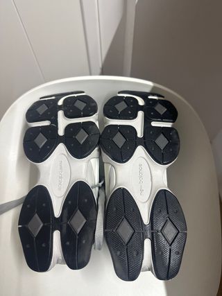 Zapatillas New Balance 9060 Talla 38 Nuevas