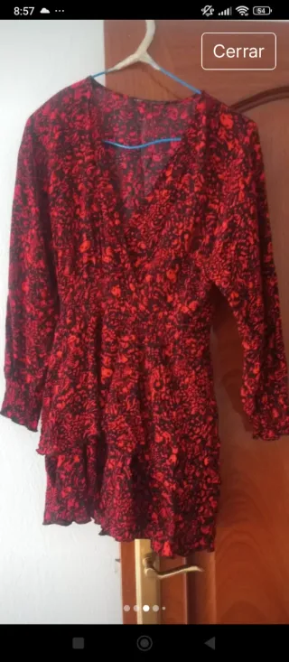 Vestido corto Zara volante