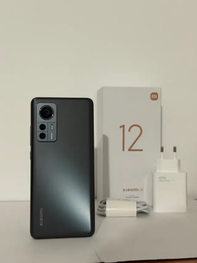 Xiaomi 12 12ram 256GB como nuevo