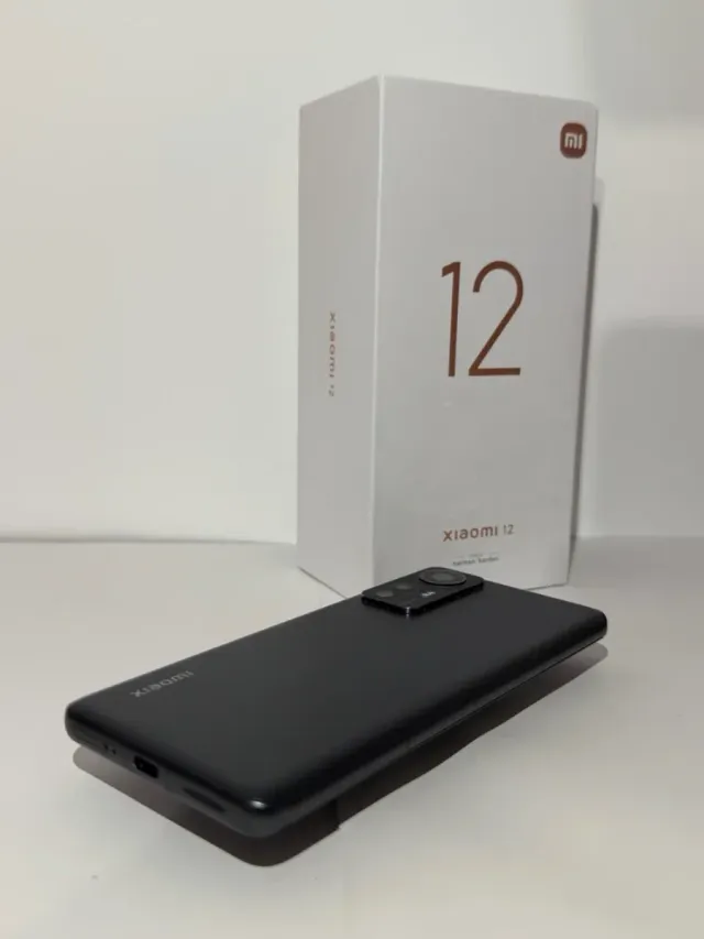 Xiaomi 12 12ram 256GB como nuevo