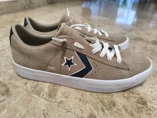 Zapatillas Converse CONS PL Vulc Pro Suede Beige.