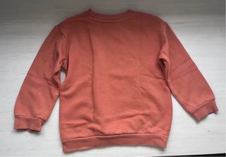 Conjunto H&M infantil: camiseta y sudadera
