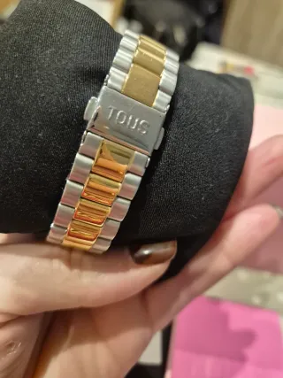 Reloj Tous bicolor con pedrería