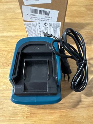 Cargador Makita 18V Litio Compacto