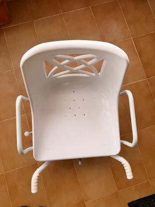Silla de ducha blanca
