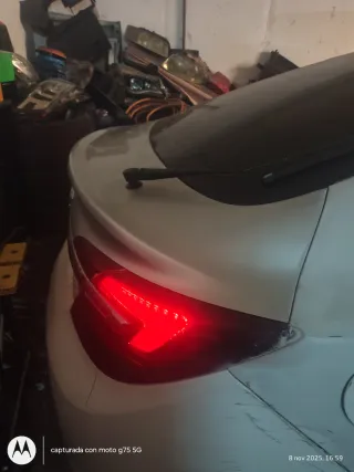 Piloto trasero coche Opel insignia