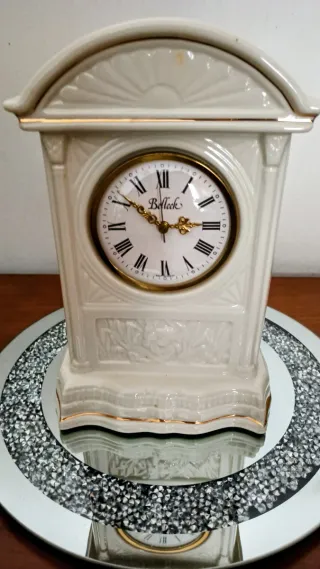 Orologio da tavolo Belleek ceramica dorata