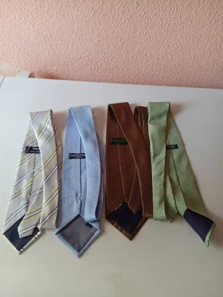 Lote de 4 corbatas