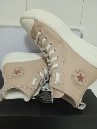 Converse Beige Talla 39 Nuevas modelo Muve en su c