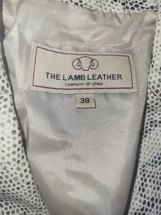 Saco de cuero genuino estampado