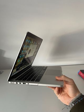 MacBook Pro 13 8GB RAM 256GB