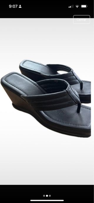 Sandalias de tacón negras