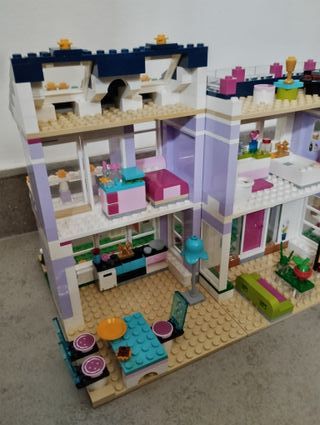 LEGO Friends 41095 - La villetta di Emma