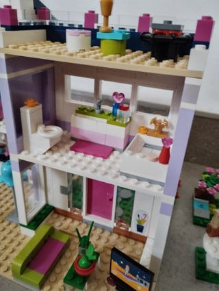LEGO Friends 41095 - La villetta di Emma