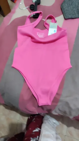 Body rosa de canalé