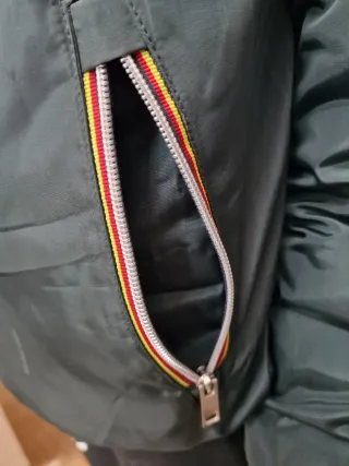 Piumino uomo verde con cappuccio