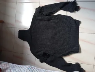 Jersey cuello alto mujer negro