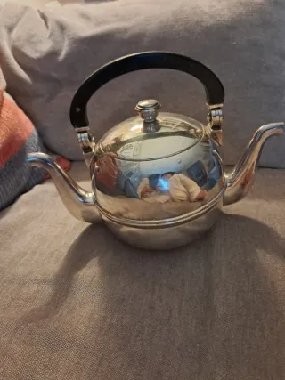 Cafetera lechera inglesa plateada