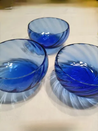 Set 3 ciotole vetro soffiato blu anni 90