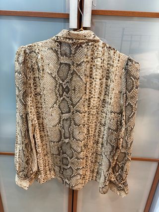 Blusa Zara lazo estampado pitón XS