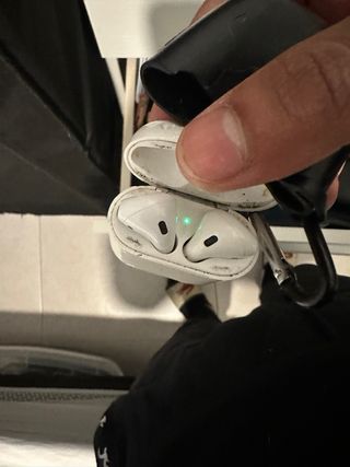 Apple AirPods Blancos