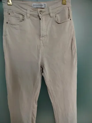 Lote XS: Vaqueros + Chaleco + Top