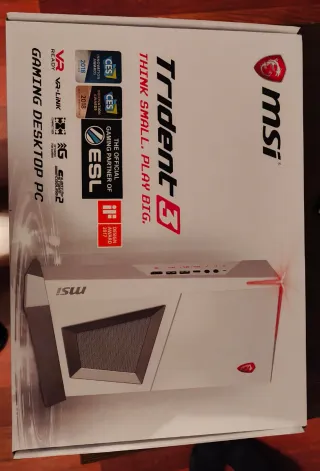 Carcasa e supporto verticale MSI Trident 3