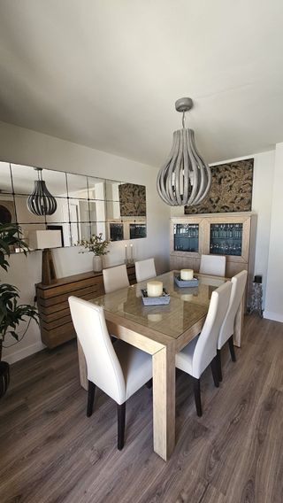 Servicio de restauración y reciclado de mesas