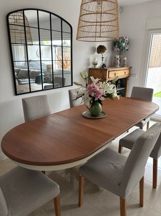 Servicio de restauración y reciclado de mesas