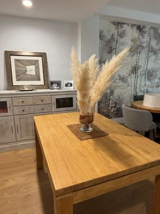 Servicio de restauración y reciclado de mesas