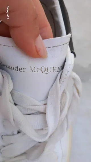 Alexander McQueen Sneakers Bianche Nere