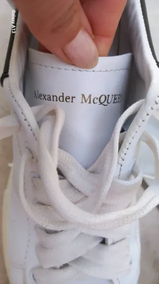 Alexander McQueen Sneakers Bianche Nere