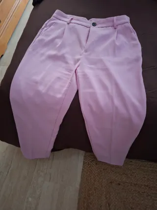 Traje chaqueta y pantalón rosa