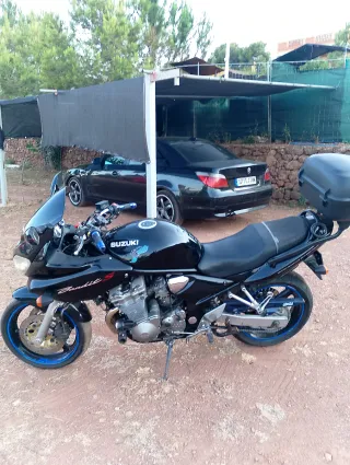 Suzuki Bandit S600 A2