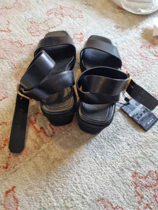 Sandalias Massimo Dutti Negras Talla 39