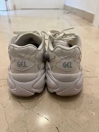 Sneakers sportive ASICS bianche